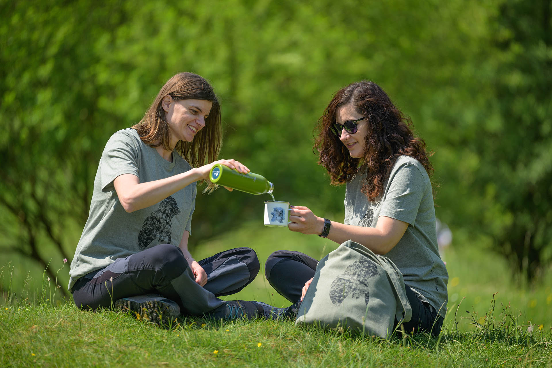 Cană metalică si Sticlă termoizolantă România Sălbatică